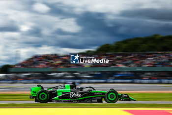 2024-07-06 - 77 BOTTAS Valtteri (fin), Stake F1 Team Kick Sauber C44, action during the Formula 1 Qatar Airways British Grand Prix 2024, 12th round of the 2024 Formula One World Championship from July 5 to 7, 2024 on the Silverstone Circuit, in Silverstone, United Kingdom - F1 - BRITISH GRAND PRIX 2024 - FORMULA 1 - MOTORS