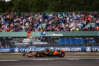 2024-07-06 - 04 NORRIS Lando (gbr), McLaren F1 Team MCL38, action during the Formula 1 Qatar Airways British Grand Prix 2024, 12th round of the 2024 Formula One World Championship from July 5 to 7, 2024 on the Silverstone Circuit, in Silverstone, United Kingdom - F1 - BRITISH GRAND PRIX 2024 - FORMULA 1 - MOTORS