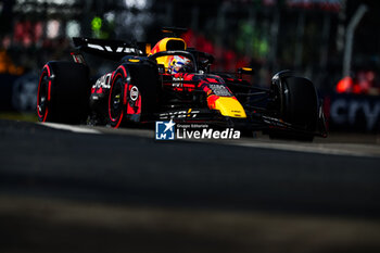 2024-07-06 - 01 VERSTAPPEN Max (nld), Red Bull Racing RB20, action during the Formula 1 Qatar Airways British Grand Prix 2024, 12th round of the 2024 Formula One World Championship from July 5 to 7, 2024 on the Silverstone Circuit, in Silverstone, United Kingdom - F1 - BRITISH GRAND PRIX 2024 - FORMULA 1 - MOTORS