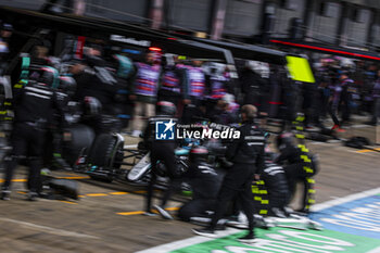 2024-07-06 - 63 RUSSELL George (gbr), Mercedes AMG F1 Team W15, action during the Formula 1 Qatar Airways British Grand Prix 2024, 12th round of the 2024 Formula One World Championship from July 5 to 7, 2024 on the Silverstone Circuit, in Silverstone, United Kingdom - F1 - BRITISH GRAND PRIX 2024 - FORMULA 1 - MOTORS