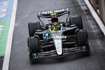 2024-07-06 - 44 HAMILTON Lewis (gbr), Mercedes AMG F1 Team W15, action during the Formula 1 Qatar Airways British Grand Prix 2024, 12th round of the 2024 Formula One World Championship from July 5 to 7, 2024 on the Silverstone Circuit, in Silverstone, United Kingdom - F1 - BRITISH GRAND PRIX 2024 - FORMULA 1 - MOTORS