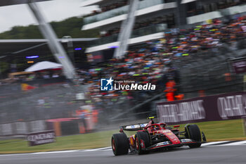 2024-07-06 - 55 SAINZ Carlos (spa), Scuderia Ferrari SF-24, action during the Formula 1 Qatar Airways British Grand Prix 2024, 12th round of the 2024 Formula One World Championship from July 5 to 7, 2024 on the Silverstone Circuit, in Silverstone, United Kingdom - F1 - BRITISH GRAND PRIX 2024 - FORMULA 1 - MOTORS