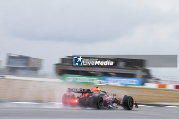 2024-07-06 - 11 PEREZ Sergio (mex), Red Bull Racing RB20, action during the Formula 1 Qatar Airways British Grand Prix 2024, 12th round of the 2024 Formula One World Championship from July 5 to 7, 2024 on the Silverstone Circuit, in Silverstone, United Kingdom - F1 - BRITISH GRAND PRIX 2024 - FORMULA 1 - MOTORS