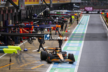 2024-07-06 - 81 PIASTRI Oscar (aus), McLaren F1 Team MCL38, action during the Formula 1 Qatar Airways British Grand Prix 2024, 12th round of the 2024 Formula One World Championship from July 5 to 7, 2024 on the Silverstone Circuit, in Silverstone, United Kingdom - F1 - BRITISH GRAND PRIX 2024 - FORMULA 1 - MOTORS