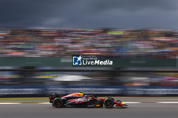 2024-07-06 - 11 PEREZ Sergio (mex), Red Bull Racing RB20, action during the Formula 1 Qatar Airways British Grand Prix 2024, 12th round of the 2024 Formula One World Championship from July 5 to 7, 2024 on the Silverstone Circuit, in Silverstone, United Kingdom - F1 - BRITISH GRAND PRIX 2024 - FORMULA 1 - MOTORS