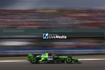 2024-07-06 - 24 ZHOU Guanyu (chi), Stake F1 Team Kick Sauber C44, action during the Formula 1 Qatar Airways British Grand Prix 2024, 12th round of the 2024 Formula One World Championship from July 5 to 7, 2024 on the Silverstone Circuit, in Silverstone, United Kingdom - F1 - BRITISH GRAND PRIX 2024 - FORMULA 1 - MOTORS