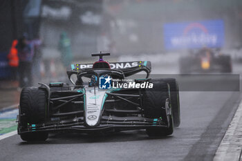 2024-07-06 - 63 RUSSELL George (gbr), Mercedes AMG F1 Team W15, action during the Formula 1 Qatar Airways British Grand Prix 2024, 12th round of the 2024 Formula One World Championship from July 5 to 7, 2024 on the Silverstone Circuit, in Silverstone, United Kingdom - F1 - BRITISH GRAND PRIX 2024 - FORMULA 1 - MOTORS