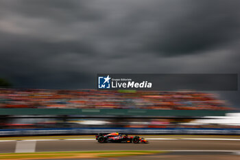 2024-07-06 - 11 PEREZ Sergio (mex), Red Bull Racing RB20, action during the Formula 1 Qatar Airways British Grand Prix 2024, 12th round of the 2024 Formula One World Championship from July 5 to 7, 2024 on the Silverstone Circuit, in Silverstone, United Kingdom - F1 - BRITISH GRAND PRIX 2024 - FORMULA 1 - MOTORS