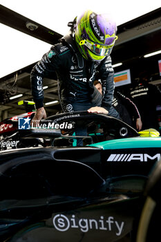 2024-07-06 - HAMILTON Lewis (gbr), Mercedes AMG F1 Team W15, portrait during the Formula 1 Qatar Airways British Grand Prix 2024, 12th round of the 2024 Formula One World Championship from July 5 to 7, 2024 on the Silverstone Circuit, in Silverstone, United Kingdom - F1 - BRITISH GRAND PRIX 2024 - FORMULA 1 - MOTORS