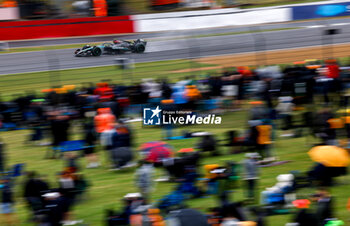 2024-07-06 - 44 HAMILTON Lewis (gbr), Mercedes AMG F1 Team W15, action during the Formula 1 Qatar Airways British Grand Prix 2024, 12th round of the 2024 Formula One World Championship from July 5 to 7, 2024 on the Silverstone Circuit, in Silverstone, United Kingdom - F1 - BRITISH GRAND PRIX 2024 - FORMULA 1 - MOTORS