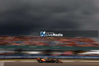 2024-07-06 - 04 NORRIS Lando (gbr), McLaren F1 Team MCL38, action during the Formula 1 Qatar Airways British Grand Prix 2024, 12th round of the 2024 Formula One World Championship from July 5 to 7, 2024 on the Silverstone Circuit, in Silverstone, United Kingdom - F1 - BRITISH GRAND PRIX 2024 - FORMULA 1 - MOTORS