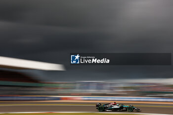 2024-07-06 - 63 RUSSELL George (gbr), Mercedes AMG F1 Team W15, action during the Formula 1 Qatar Airways British Grand Prix 2024, 12th round of the 2024 Formula One World Championship from July 5 to 7, 2024 on the Silverstone Circuit, in Silverstone, United Kingdom - F1 - BRITISH GRAND PRIX 2024 - FORMULA 1 - MOTORS