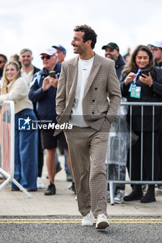 2024-07-07 - RICCIARDO Daniel (aus), Visa Cash App RB F1 Team VCARB 01, portrait during the Formula 1 Qatar Airways British Grand Prix 2024, 12th round of the 2024 Formula One World Championship from July 5 to 7, 2024 on the Silverstone Circuit, in Silverstone, United Kingdom - F1 - BRITISH GRAND PRIX 2024 - FORMULA 1 - MOTORS