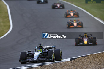 2024-07-07 - 44 HAMILTON Lewis (gbr), Mercedes AMG F1 Team W15, action during the Formula 1 Qatar Airways British Grand Prix 2024, 12th round of the 2024 Formula One World Championship from July 5 to 7, 2024 on the Silverstone Circuit, in Silverstone, United Kingdom - F1 - BRITISH GRAND PRIX 2024 - FORMULA 1 - MOTORS