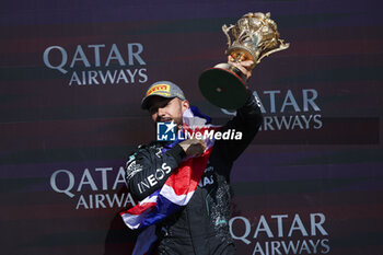 2024-07-07 - HAMILTON Lewis (gbr), Mercedes AMG F1 Team W15, portrait podium celebration during the Formula 1 Qatar Airways British Grand Prix 2024, 12th round of the 2024 Formula One World Championship from July 5 to 7, 2024 on the Silverstone Circuit, in Silverstone, United Kingdom - F1 - BRITISH GRAND PRIX 2024 - FORMULA 1 - MOTORS