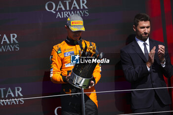 2024-07-07 - NORRIS Lando (gbr), McLaren F1 Team MCL38, portrait podium during the Formula 1 Qatar Airways British Grand Prix 2024, 12th round of the 2024 Formula One World Championship from July 5 to 7, 2024 on the Silverstone Circuit, in Silverstone, United Kingdom - F1 - BRITISH GRAND PRIX 2024 - FORMULA 1 - MOTORS