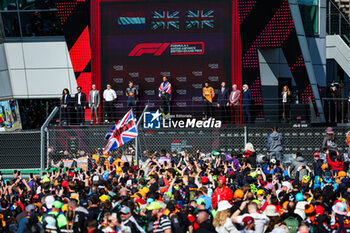 2024-07-07 - Podium: HAMILTON Lewis (gbr), Mercedes AMG F1 Team W15, VERSTAPPEN Max (ned), Red Bull Racing RB20, NORRIS Lando (gbr), McLaren F1 Team MCL38, BEN SULAYEM Mohammed (uae), President of the FIA, during the Formula 1 Qatar Airways British Grand Prix 2024, 12th round of the 2024 Formula One World Championship from July 5 to 7, 2024 on the Silverstone Circuit, in Silverstone, United Kingdom - F1 - BRITISH GRAND PRIX 2024 - FORMULA 1 - MOTORS