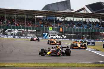 2024-07-07 - 01 VERSTAPPEN Max (nld), Red Bull Racing RB20, action during the Formula 1 Qatar Airways British Grand Prix 2024, 12th round of the 2024 Formula One World Championship from July 5 to 7, 2024 on the Silverstone Circuit, in Silverstone, United Kingdom - F1 - BRITISH GRAND PRIX 2024 - FORMULA 1 - MOTORS