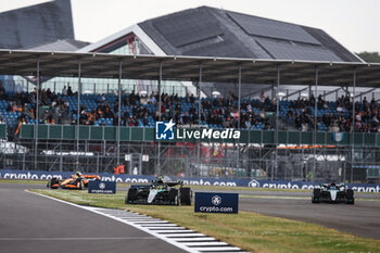 2024-07-07 - 63 RUSSELL George (gbr), Mercedes AMG F1 Team W15, action 44 HAMILTON Lewis (gbr), Mercedes AMG F1 Team W15, action during the Formula 1 Qatar Airways British Grand Prix 2024, 12th round of the 2024 Formula One World Championship from July 5 to 7, 2024 on the Silverstone Circuit, in Silverstone, United Kingdom - F1 - BRITISH GRAND PRIX 2024 - FORMULA 1 - MOTORS