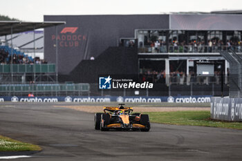 2024-07-07 - 81 PIASTRI Oscar (aus), McLaren F1 Team MCL38, action during the Formula 1 Qatar Airways British Grand Prix 2024, 12th round of the 2024 Formula One World Championship from July 5 to 7, 2024 on the Silverstone Circuit, in Silverstone, United Kingdom - F1 - BRITISH GRAND PRIX 2024 - FORMULA 1 - MOTORS