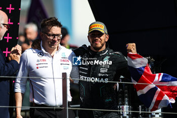 2024-07-07 - HAMILTON Lewis (gbr), Mercedes AMG F1 Team W15, portrait Peter 'Bono' Bonnington, senior race engineer for Lewis Hamilton podium during the Formula 1 Qatar Airways British Grand Prix 2024, 12th round of the 2024 Formula One World Championship from July 5 to 7, 2024 on the Silverstone Circuit, in Silverstone, United Kingdom - F1 - BRITISH GRAND PRIX 2024 - FORMULA 1 - MOTORS