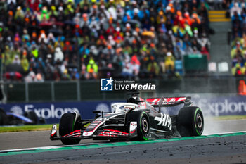 2024-07-07 - 20 MAGNUSSEN Kevin (den), Haas F1 Team VF-24 Ferrari, action during the Formula 1 Qatar Airways British Grand Prix 2024, 12th round of the 2024 Formula One World Championship from July 5 to 7, 2024 on the Silverstone Circuit, in Silverstone, United Kingdom - F1 - BRITISH GRAND PRIX 2024 - FORMULA 1 - MOTORS