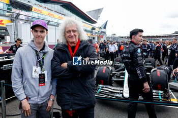 2024-07-07 - Brian May Queen band musician, songwriter, record producer, animal rights activist and astrophysicist during the Formula 1 Qatar Airways British Grand Prix 2024, 12th round of the 2024 Formula One World Championship from July 5 to 7, 2024 on the Silverstone Circuit, in Silverstone, United Kingdom - F1 - BRITISH GRAND PRIX 2024 - FORMULA 1 - MOTORS