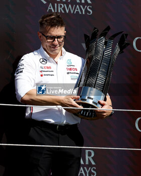 2024-07-07 - Peter 'Bono' Bonnington, senior race engineer for Lewis Hamilton podium during the Formula 1 Qatar Airways British Grand Prix 2024, 12th round of the 2024 Formula One World Championship from July 5 to 7, 2024 on the Silverstone Circuit, in Silverstone, United Kingdom - F1 - BRITISH GRAND PRIX 2024 - FORMULA 1 - MOTORS