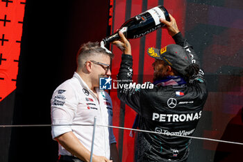 2024-07-07 - Peter 'Bono' Bonnington, senior race engineer for Lewis Hamilton HAMILTON Lewis (gbr), Mercedes AMG F1 Team W15, portrait podium during the Formula 1 Qatar Airways British Grand Prix 2024, 12th round of the 2024 Formula One World Championship from July 5 to 7, 2024 on the Silverstone Circuit, in Silverstone, United Kingdom - F1 - BRITISH GRAND PRIX 2024 - FORMULA 1 - MOTORS