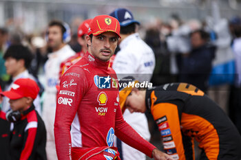 2024-07-07 - SAINZ Carlos (spa), Scuderia Ferrari SF-24, portrait during the Formula 1 Qatar Airways British Grand Prix 2024, 12th round of the 2024 Formula One World Championship from July 5 to 7, 2024 on the Silverstone Circuit, in Silverstone, United Kingdom - F1 - BRITISH GRAND PRIX 2024 - FORMULA 1 - MOTORS