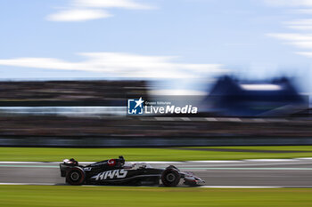 2024-07-07 - 20 MAGNUSSEN Kevin (den), Haas F1 Team VF-24 Ferrari, action during the Formula 1 Qatar Airways British Grand Prix 2024, 12th round of the 2024 Formula One World Championship from July 5 to 7, 2024 on the Silverstone Circuit, in Silverstone, United Kingdom - F1 - BRITISH GRAND PRIX 2024 - FORMULA 1 - MOTORS