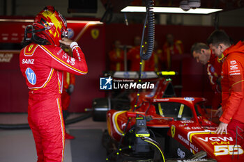 2024-07-07 - SAINZ Carlos (spa), Scuderia Ferrari SF-24, portrait during the Formula 1 Qatar Airways British Grand Prix 2024, 12th round of the 2024 Formula One World Championship from July 5 to 7, 2024 on the Silverstone Circuit, in Silverstone, United Kingdom - F1 - BRITISH GRAND PRIX 2024 - FORMULA 1 - MOTORS