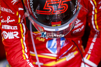 2024-07-07 - SAINZ Carlos (spa), Scuderia Ferrari SF-24, portrait during the Formula 1 Qatar Airways British Grand Prix 2024, 12th round of the 2024 Formula One World Championship from July 5 to 7, 2024 on the Silverstone Circuit, in Silverstone, United Kingdom - F1 - BRITISH GRAND PRIX 2024 - FORMULA 1 - MOTORS