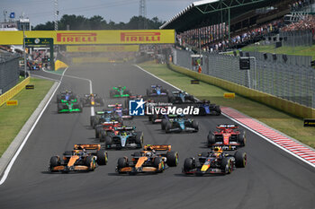 2024-07-21 - Start Race in Budapest During Fia Formula One World Championship F1 Hungarian Grand Prix 2024, 20 July In Budapest, Hungarian - FORMULA 1 HUNGARIAN GRAND PRIX 2024 - RACE - FORMULA 1 - MOTORS