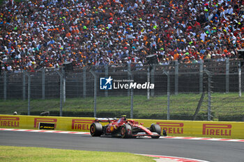 2024-07-21 - #55 Carlos Sainz Of The Team Scuderia Ferrari HP, Ferrari SF-24,Face The Race ,During Fia Formula One World Championship F1 Hungarian Grand Prix 2024, 20 July In Budapest, Hungarian - FORMULA 1 HUNGARIAN GRAND PRIX 2024 - RACE - FORMULA 1 - MOTORS