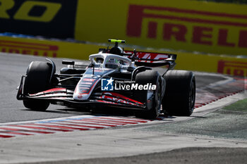 2024-07-21 - #27 Nicolas Hulkenberg Of The Team Moneygram Haas F1 Team, Haas Ferrari VF-24,Face The Race ,During Fia Formula One World Championship F1 Hungarian Grand Prix 2024, 20 July In Budapest, Hungarian - FORMULA 1 HUNGARIAN GRAND PRIX 2024 - RACE - FORMULA 1 - MOTORS