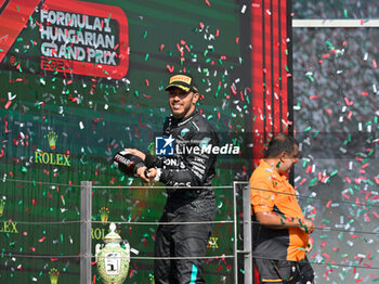 2024-07-21 - #44 Lewis Hamilton Of The Team Mercedes-Amg Petronas Formula One Team, Mercedes W15,Celebrating The Final Podium ,During Fia Formula One World Championship F1 Hungarian Grand Prix 2024, 20 July In Budapest, Hungarian - FORMULA 1 HUNGARIAN GRAND PRIX 2024 - RACE - FORMULA 1 - MOTORS