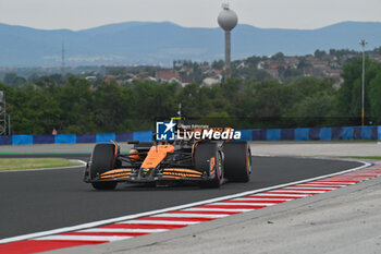 2024-07-20 - #4 Lando Norris Of The Team Mclaren Formula 1 Team, Mclaren Mercedes MCL38,They Face Practice Session 3,During Fia Formula One World Championship F1 Hungarian Grand Prix 2024, 20 July In Budapest, Hungarian - FORMULA 1 HUNGARIAN GRAND PRIX 2024 - PRACTICE 3  - FORMULA 1 - MOTORS