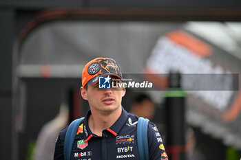 2024-07-20 - #1 Max Verstappen Of The Team Oracle Red Bull Racing, Red Bull Honda RB20 In Paddock During Fia Formula One World Championship F1 Hungarian Grand Prix 2024, 20 July In Budapest, Hungarian - FORMULA 1 HUNGARIAN GRAND PRIX 2024 - PRACTICE 3  - FORMULA 1 - MOTORS