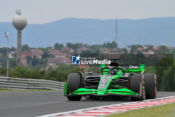 2024-07-20 - #77 Valtteri Bottas Of The Team Stake F1 Team Kick Sauber, Sauber Ferrari C44,They Face Practice Session 3,During Fia Formula One World Championship F1 Hungarian Grand Prix 2024, 20 July In Budapest, Hungarian - FORMULA 1 HUNGARIAN GRAND PRIX 2024 - PRACTICE 3  - FORMULA 1 - MOTORS