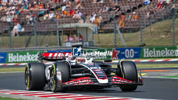 2024-07-19 - N°20 Kevin Magnussen DK MoneyGram Haas F1 Team - FORMULA 1 HUNGARIAN GRAND PRIX 2024 - PRACTICE 1 AND PRACTICE 2 - FORMULA 1 - MOTORS