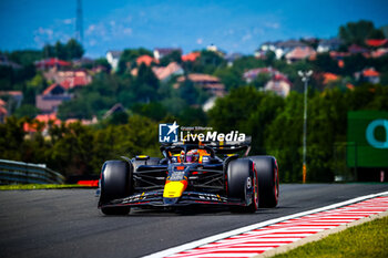 2024-07-19 - 01 Max Verstappen, (NED) Oracle Red Bull Racing, Honda during the Hungarian GP, Budapest 18-21 July 2024 Formula 1 World championship 2024. - FORMULA 1 HUNGARIAN GRAND PRIX 2024 - PRACTICE 1 AND PRACTICE 2 - FORMULA 1 - MOTORS