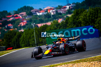 2024-07-19 - 01 Max Verstappen, (NED) Oracle Red Bull Racing, Honda during the Hungarian GP, Budapest 18-21 July 2024 Formula 1 World championship 2024. - FORMULA 1 HUNGARIAN GRAND PRIX 2024 - PRACTICE 1 AND PRACTICE 2 - FORMULA 1 - MOTORS