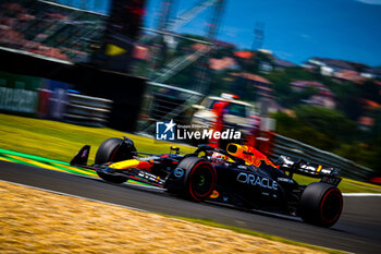 2024-07-19 - 01 Max Verstappen, (NED) Oracle Red Bull Racing, Honda during the Hungarian GP, Budapest 18-21 July 2024 Formula 1 World championship 2024. - FORMULA 1 HUNGARIAN GRAND PRIX 2024 - PRACTICE 1 AND PRACTICE 2 - FORMULA 1 - MOTORS