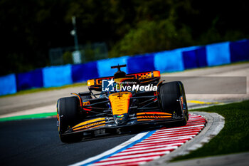 2024-07-19 - 81 Oscar Piastri, (AUS) McLaren Mercedes during the Hungarian GP, Budapest 18-21 July 2024 Formula 1 World championship 2024. - FORMULA 1 HUNGARIAN GRAND PRIX 2024 - PRACTICE 1 AND PRACTICE 2 - FORMULA 1 - MOTORS