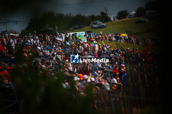 2024-07-19 - Public/Tifosi/Fan/Grandstand, during the Hungarian GP, Budapest 18-21 July 2024 Formula 1 World championship 2024. - FORMULA 1 HUNGARIAN GRAND PRIX 2024 - PRACTICE 1 AND PRACTICE 2 - FORMULA 1 - MOTORS