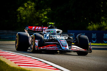 2024-07-19 - 27 Nico Hulkenberg, (GER) Haas F1 Team during the Hungarian GP, Budapest 18-21 July 2024 Formula 1 World championship 2024. - FORMULA 1 HUNGARIAN GRAND PRIX 2024 - PRACTICE 1 AND PRACTICE 2 - FORMULA 1 - MOTORS