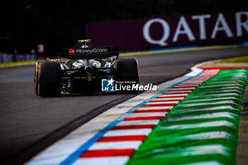 2024-07-19 - 27 Nico Hulkenberg, (GER) Haas F1 Team during the Hungarian GP, Budapest 18-21 July 2024 Formula 1 World championship 2024. - FORMULA 1 HUNGARIAN GRAND PRIX 2024 - PRACTICE 1 AND PRACTICE 2 - FORMULA 1 - MOTORS