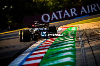 2024-07-19 - 20 Kevin Magnussen, (DAN) Haas F1 Team during the Hungarian GP, Budapest 18-21 July 2024 Formula 1 World championship 2024. - FORMULA 1 HUNGARIAN GRAND PRIX 2024 - PRACTICE 1 AND PRACTICE 2 - FORMULA 1 - MOTORS