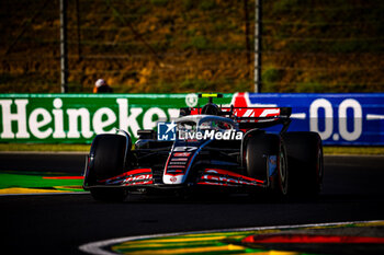 2024-07-19 - 27 Nico Hulkenberg, (GER) Haas F1 Team during the Hungarian GP, Budapest 18-21 July 2024 Formula 1 World championship 2024. - FORMULA 1 HUNGARIAN GRAND PRIX 2024 - PRACTICE 1 AND PRACTICE 2 - FORMULA 1 - MOTORS